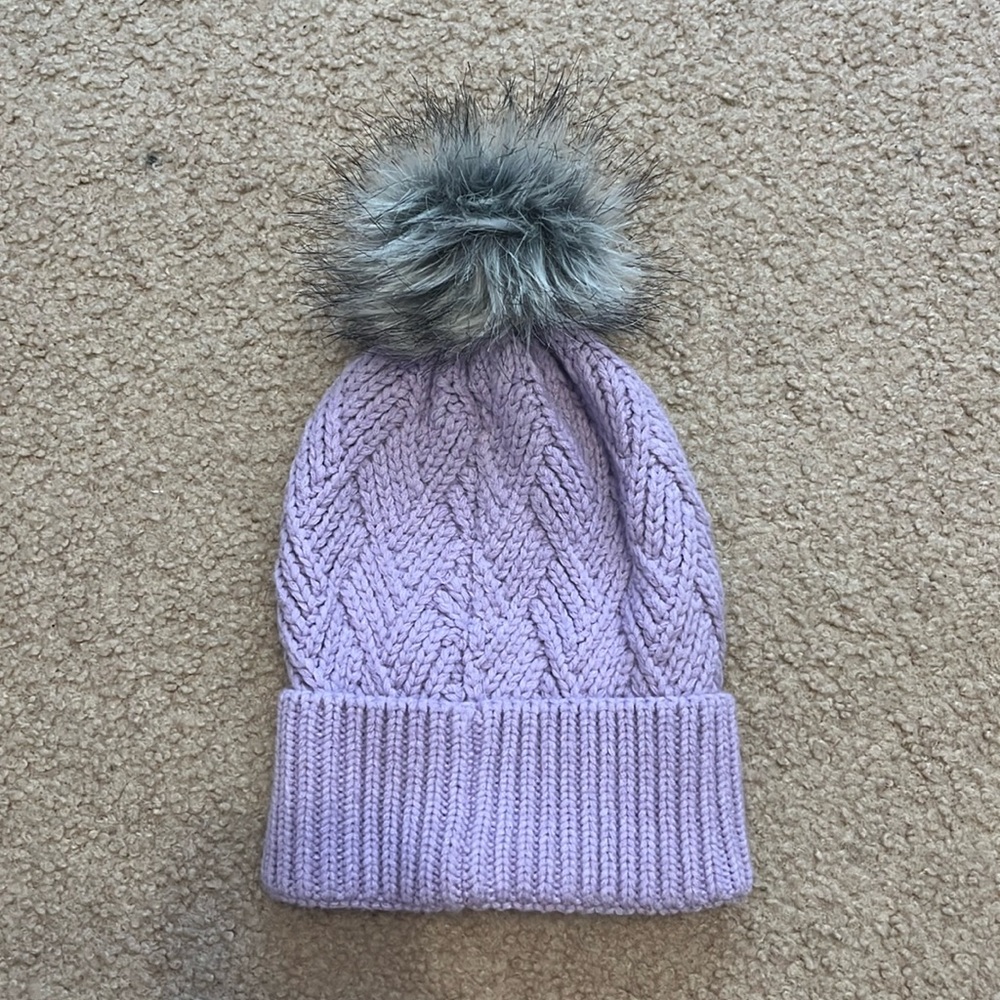 Aeropostale Women’s Faux Fur Pom Pom Winter Hat, lavender